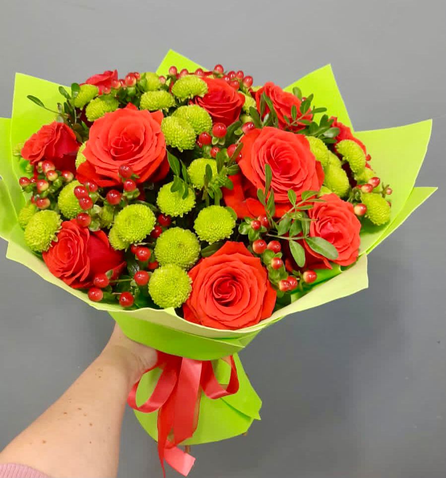 Букет признание в Нинах Букет цветов из: Хризантемы и Розы в Нинах