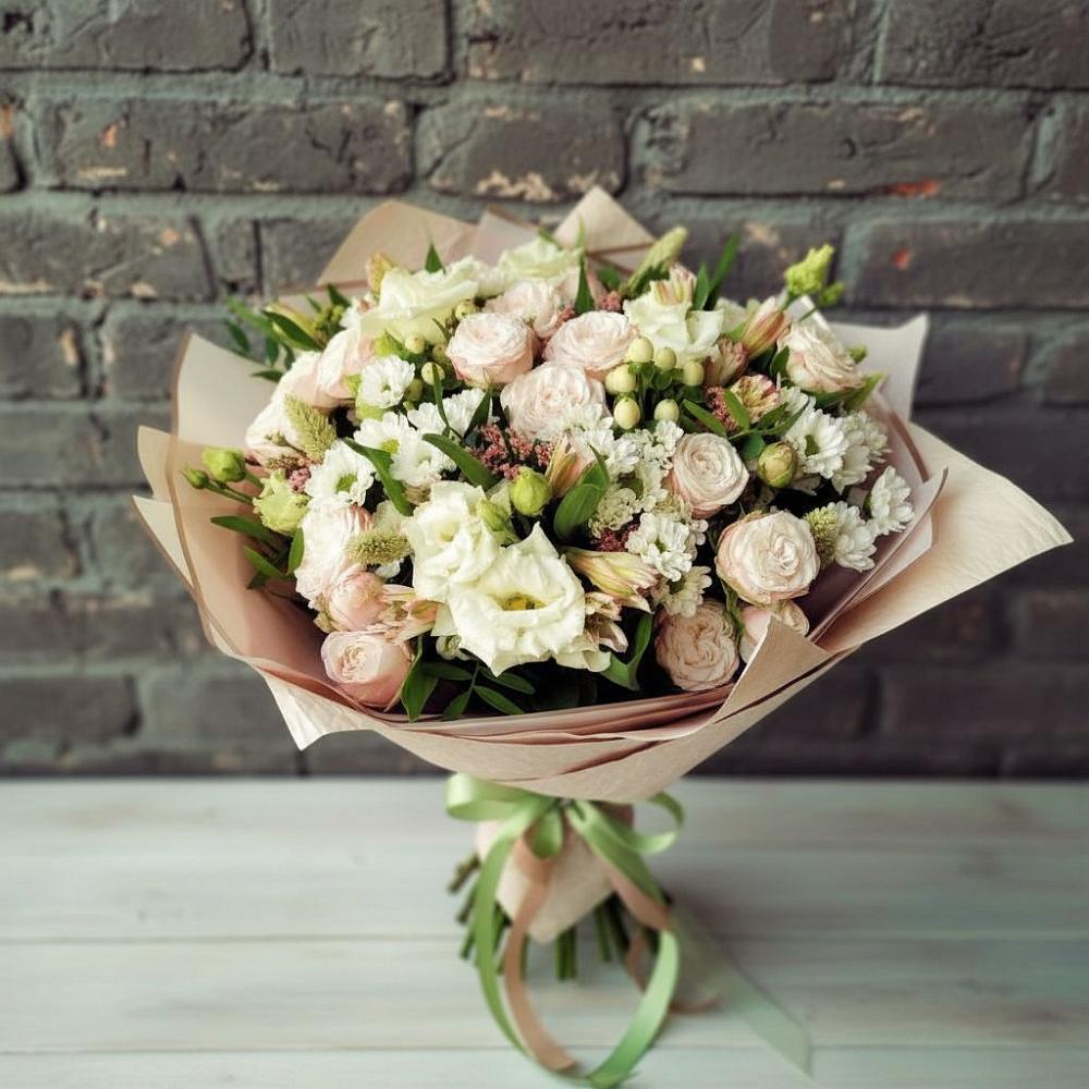 Букет нежное ассорти в Нинах Букет цветов из: Альстромерии, Розы и Хризантемы в Нинах