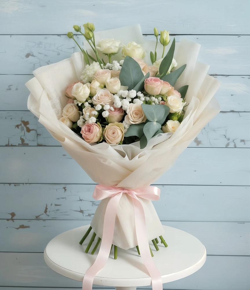 Букет Сказочное воображение в Нинах Букет цветов из: Розы и Лизиантусы в Нинах